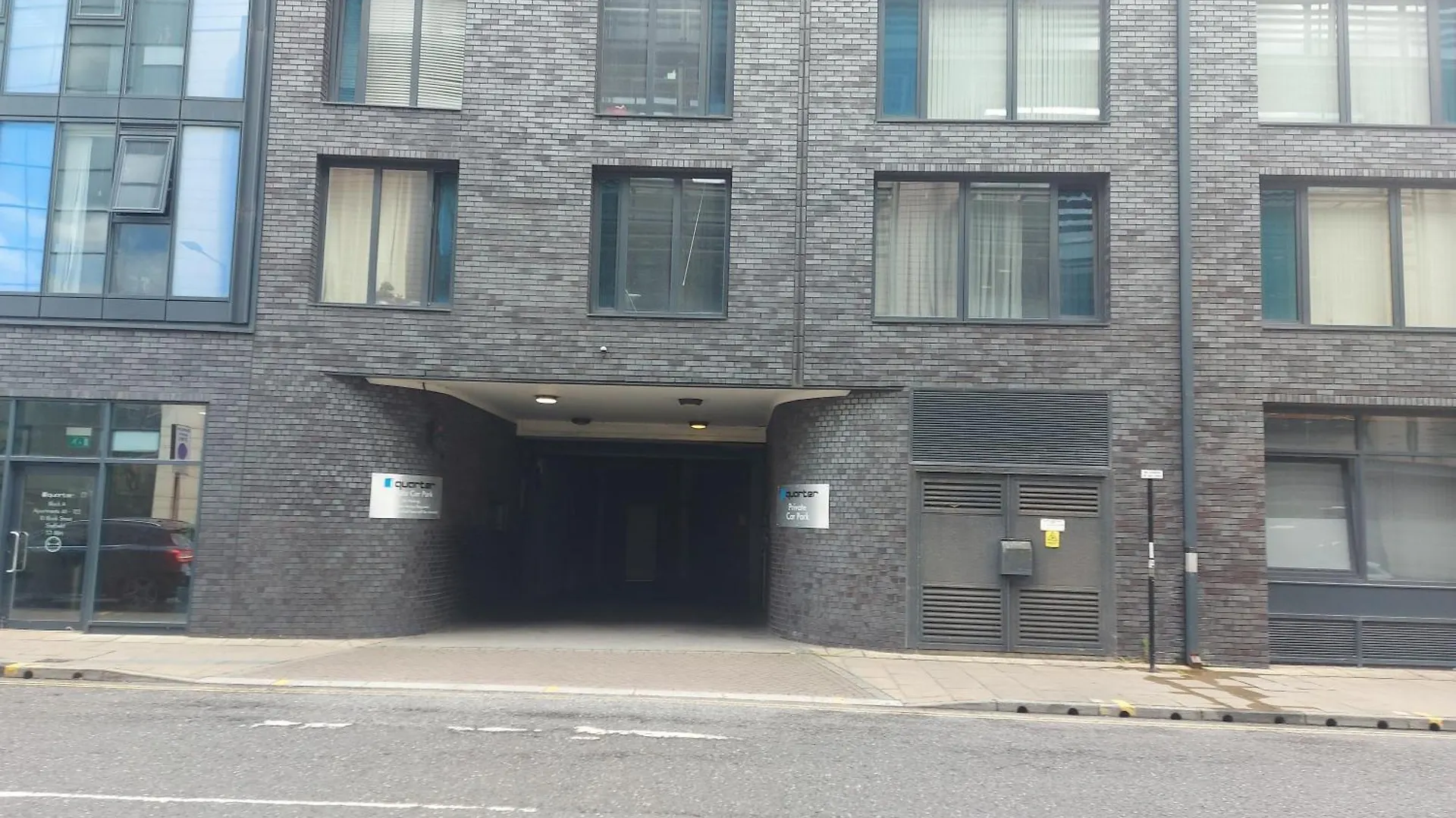 Comfortable Modern 1 Bedroom Apartment In Sheffield -Convenient For Up To 3
